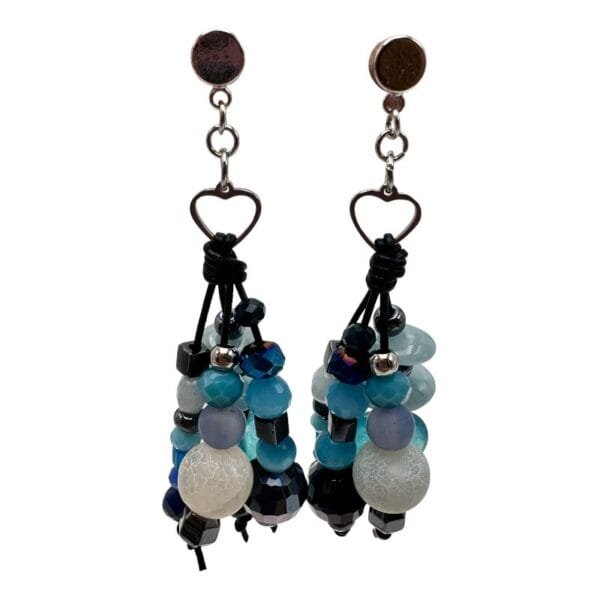 Pendientes originales hechos a mano. El mundo de Lúa, complementos artesanales con diseños exclusivos y únicos, pintados a mano