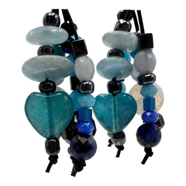 Pendientes originales hechos a mano. El mundo de Lúa, complementos artesanales con diseños exclusivos y únicos, pintados a mano