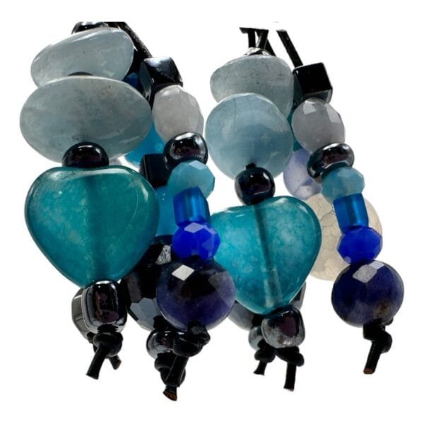 Pendientes originales hechos a mano. El mundo de Lúa, complementos artesanales con diseños exclusivos y únicos, pintados a mano