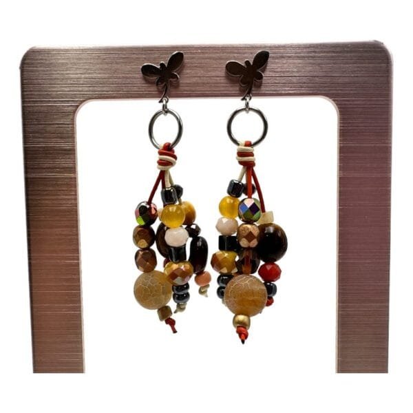 Pendientes originales hechos a mano. El mundo de Lúa, complementos artesanales con diseños exclusivos y únicos, pintados a mano