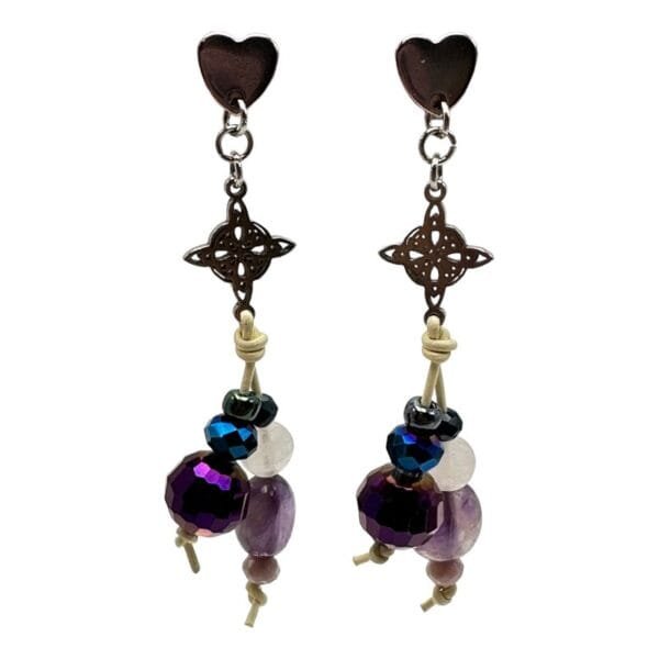 Pendientes originales hechos a mano. El mundo de Lúa, complementos artesanales con diseños exclusivos y únicos, pintados a mano